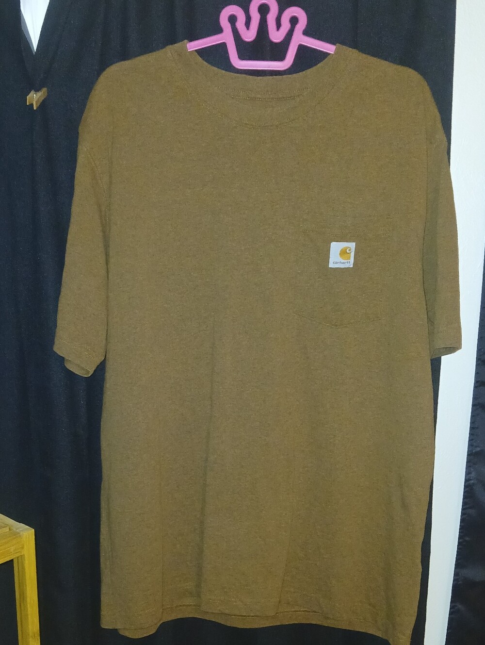 Carhartt Large Loose Fit Short-Sleeve Pocket Tee in Olive Brown/Khaki